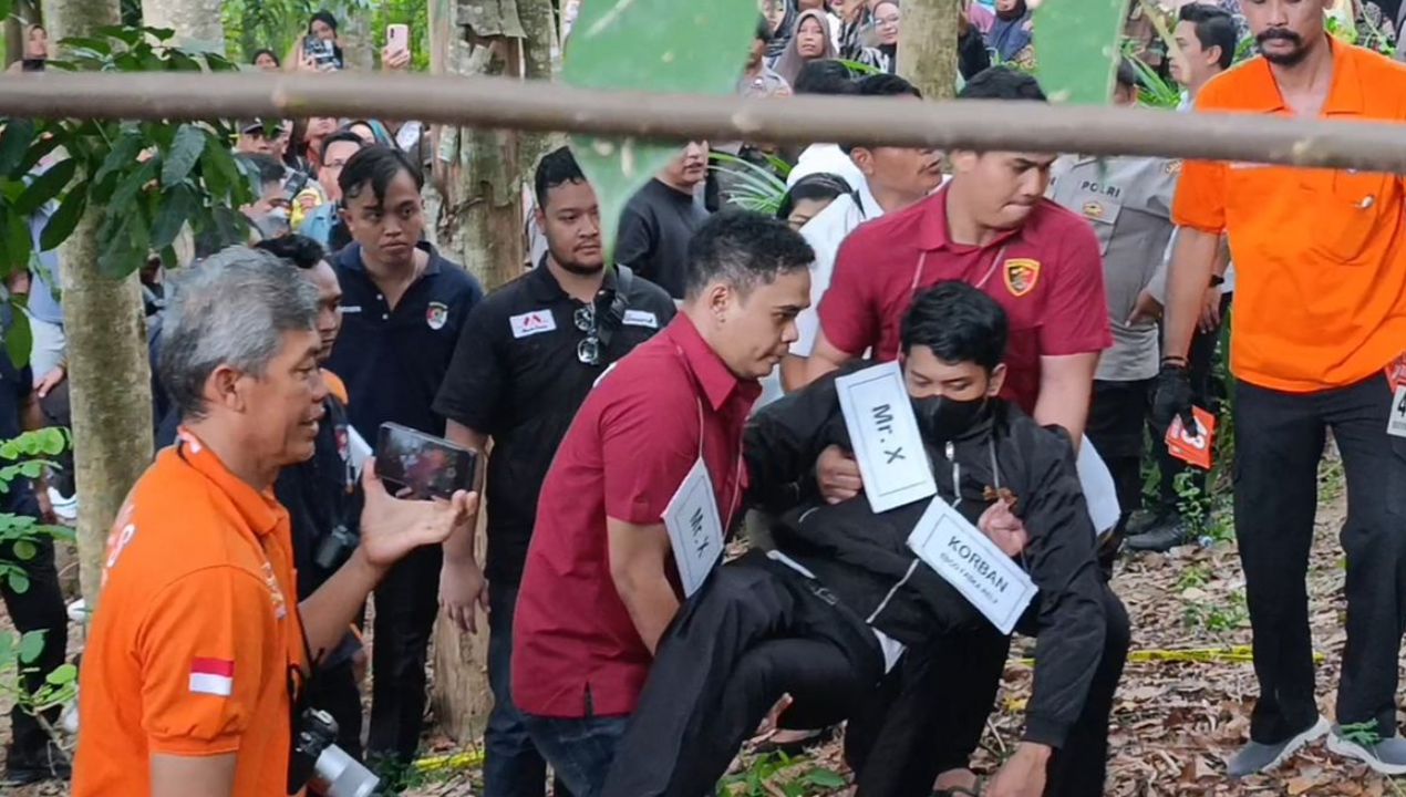 Brigadir Isco Ditolak Istri dalam Adegan Rekonstruksi